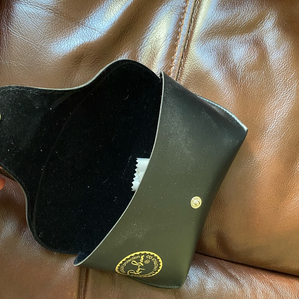 Ray Bans Case